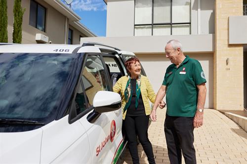 CTS driver assisting passenger